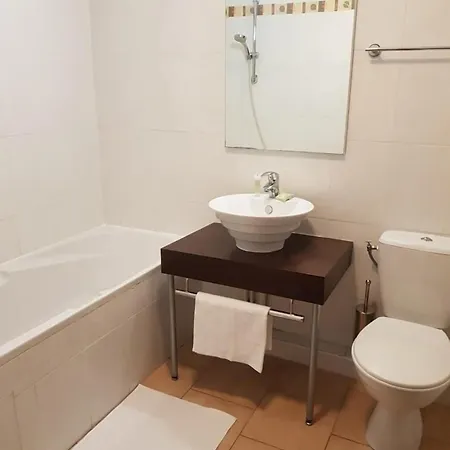 Lagrange La Closerie ברז'אק