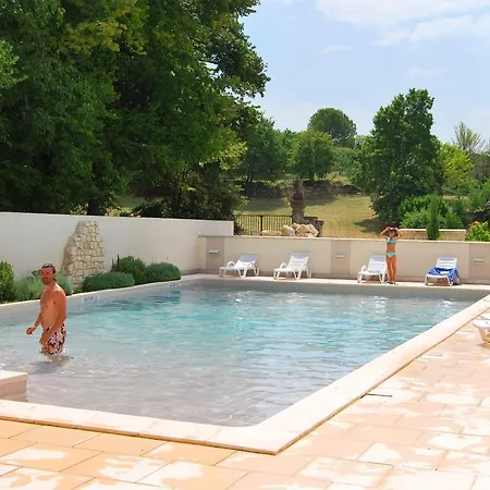 Lagrange Grand Bleu – Résidence La Closerie Village de vacances Barjac (Gard)